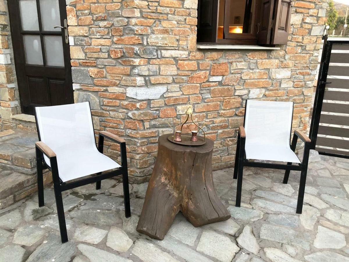 Karpofora Traditional Guesthouse Miléai Eksteriør billede