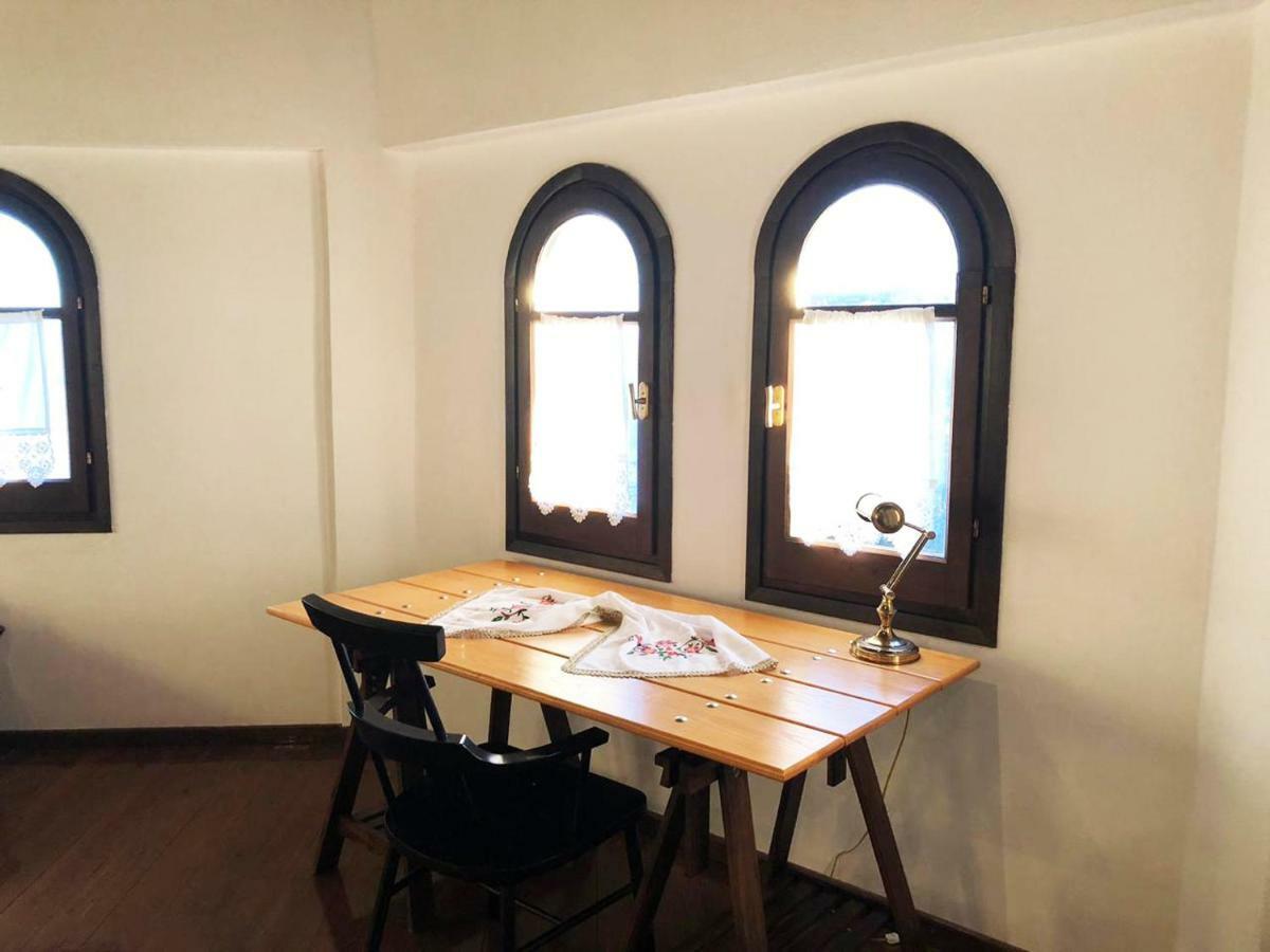 Karpofora Traditional Guesthouse Miléai Eksteriør billede